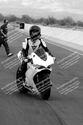 media/Mar-20-2023-Moto Forza (Mon) [[d0bbc59e78]]/Around the Pits/